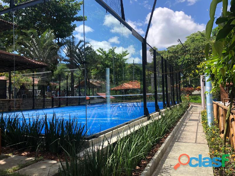 Monte a sua quadra de padel do seu jeito