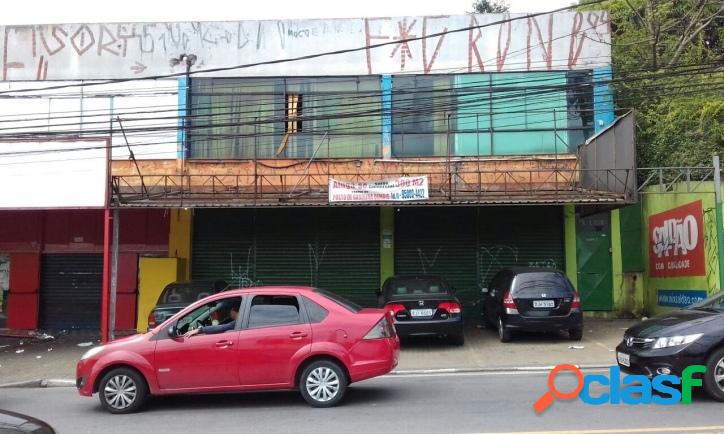 Salão Comercial 300m² com 2 wc