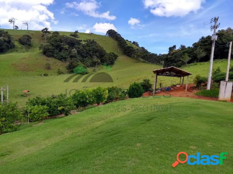 Sitio à venda em Joanópolis/SP.