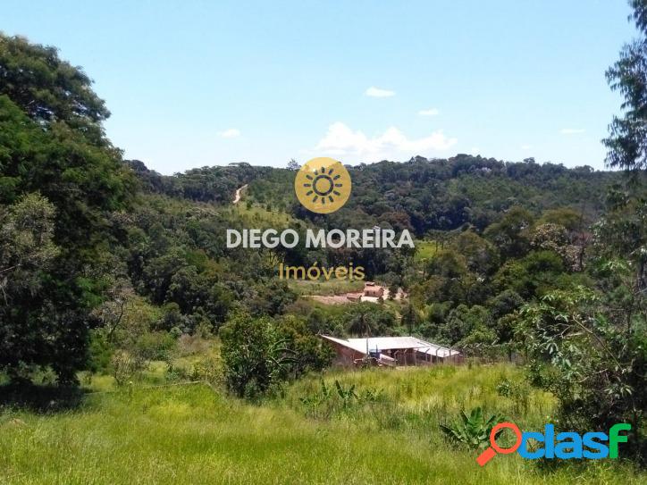 Terreno a venda em Terra Preta com vista panorâmica