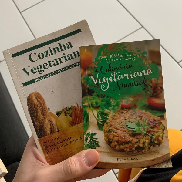 2 livros de receitas vegetarianas