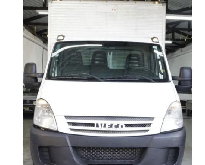 Iveco Daily 35s14 2015 (Repassando a dívida).