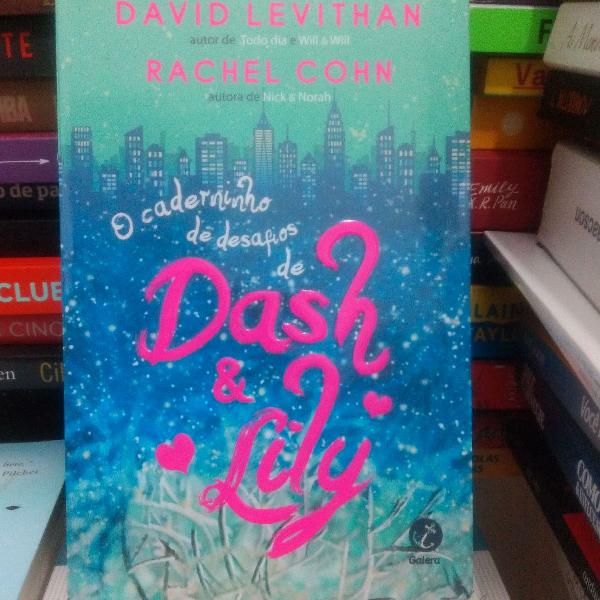 O Caderninho de Desafios de Dash e Lily