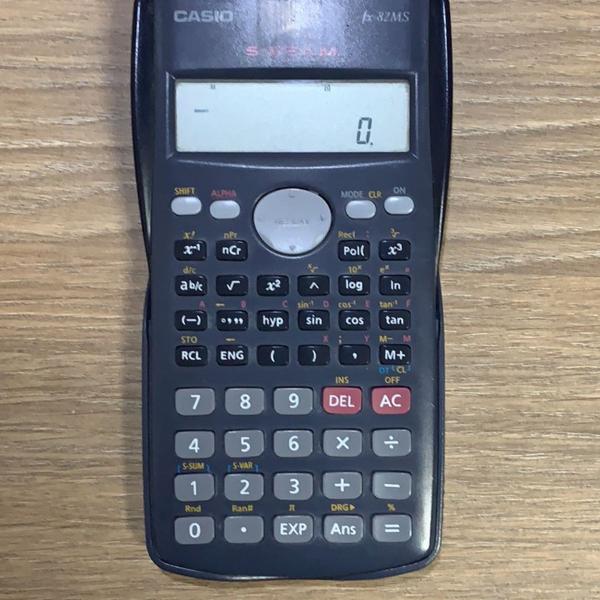 calculadora científica marca casio modelo fx-82ms