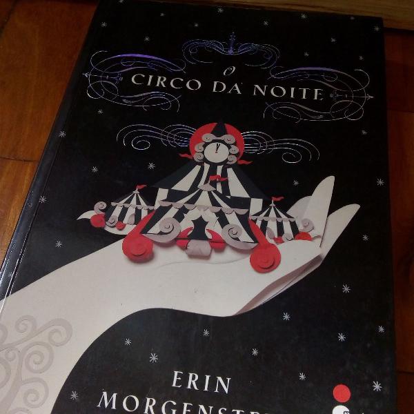 livro "O circo da noite - Erin Morgenstern"