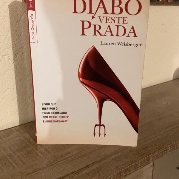 livro o diabo veste prada - lauren weisberger