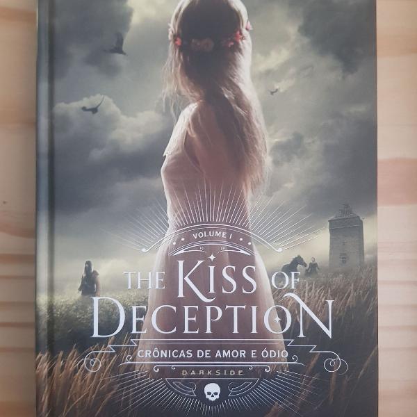 livro the kiss of deception volume 1 darkside books