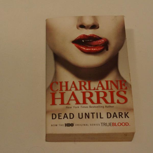 true blood: dead until dark", de charlaine harris