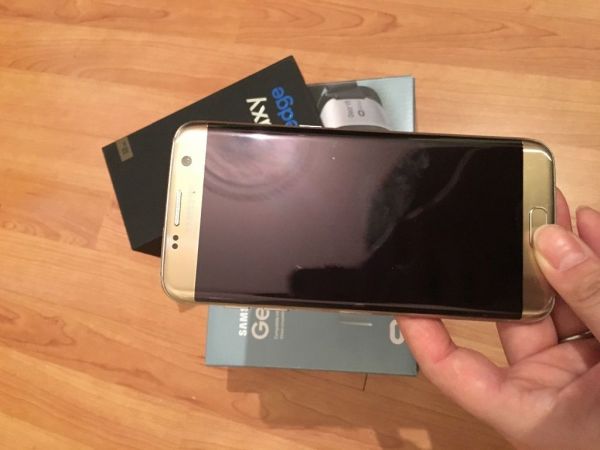 Samsung Galaxy S7 Edge 32GB + Gear VR