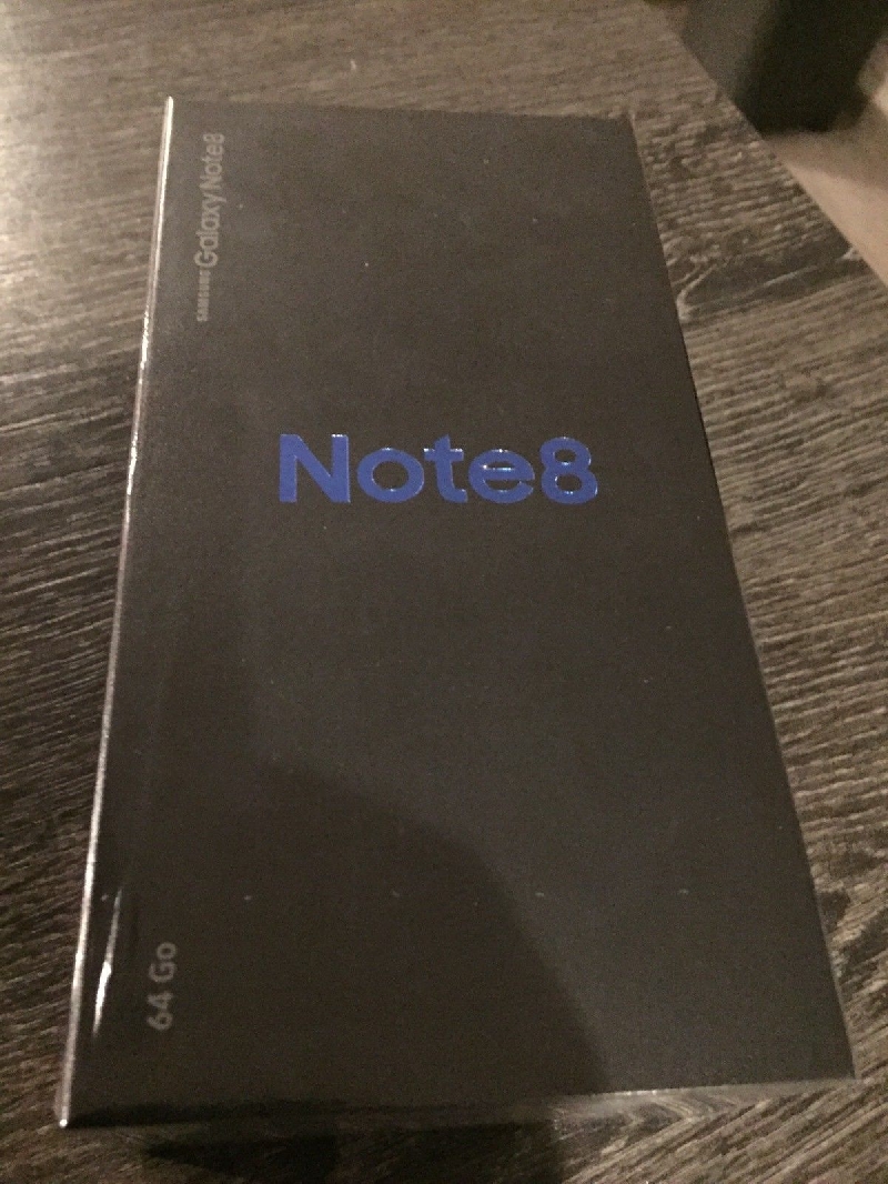 Samsung galaxy note 8 64gb/apple iphone 8 plus 256gb $450