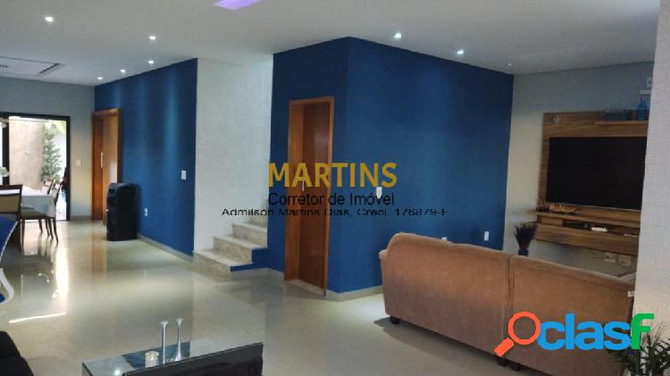 Casa de 257 m² - 3 Dormitórios - Altos da Serra VI -