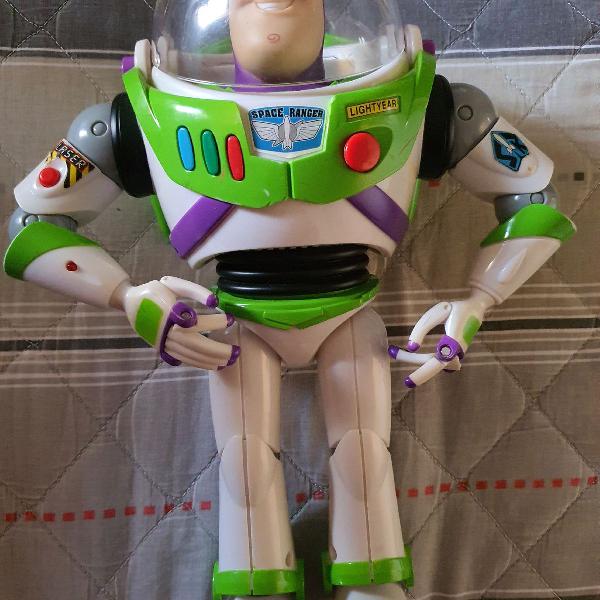 Boneco Buzz Lightyear - Toy Story 3