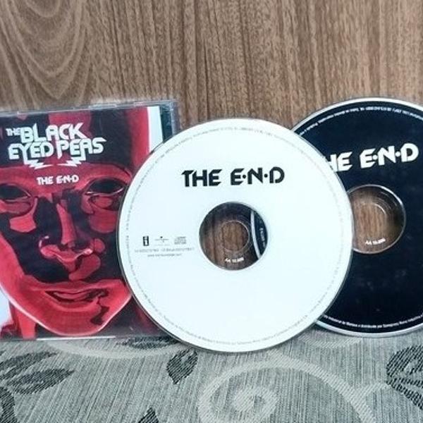 CD duplo The Black Eyed Peas - The E.N.D. 2009