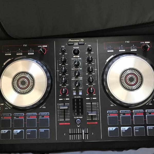 Controladora Pioneer Ddj Sb2 em perfeito estado