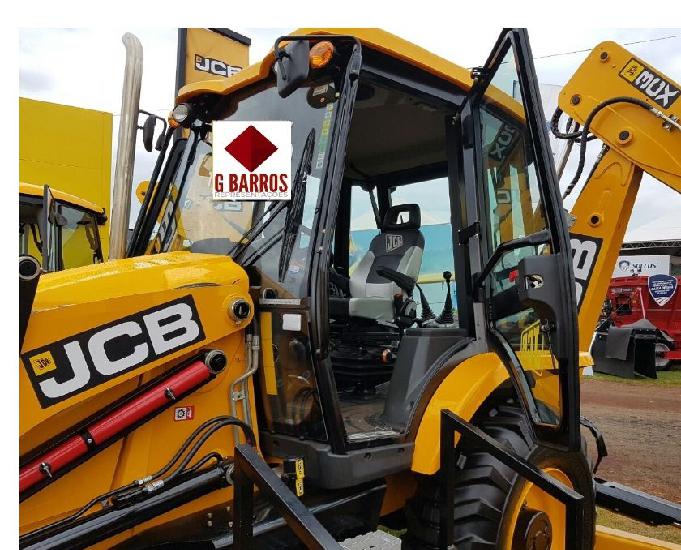 Retroescavadeira JCB 3CX Cabine Fechada 4x4 2020