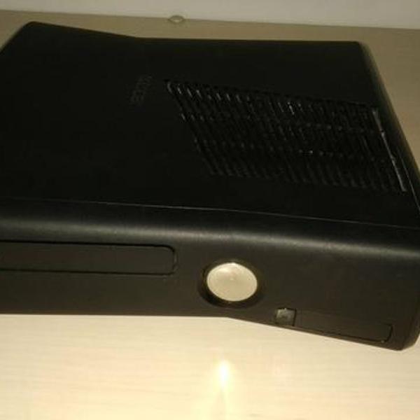 Xbox 360 Slim Original De Fabrica(bloqueado)