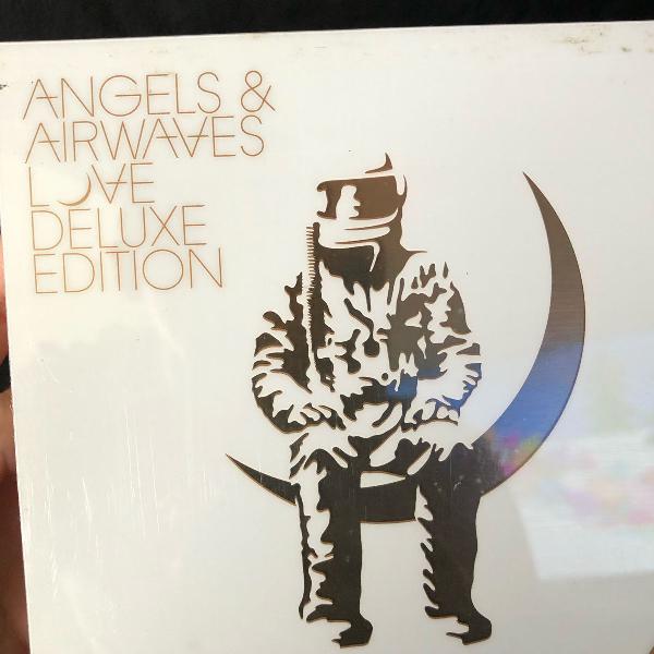 cd angels and airwaves deluxe edition tom delonge blink-182