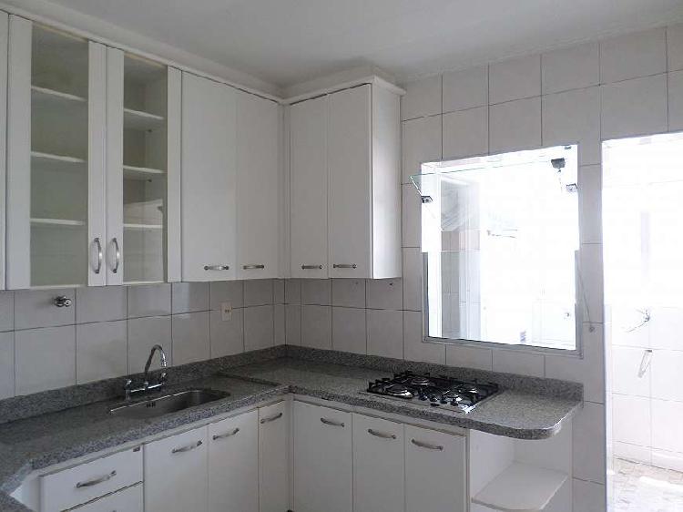 Apartamento para venda possui 72 metros quadrados com 3