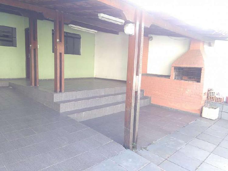 Casa para venda em lote 360 metros quadrados com 4 quartos