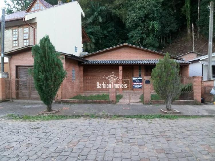 Casa à venda no Santo Inácio - Santa Cruz do Sul, RS.