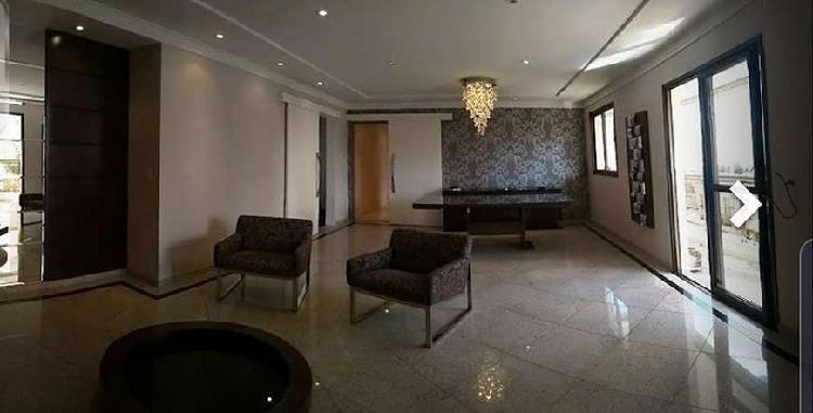 Apartamento para venda possui 170 metros quadrados com 4
