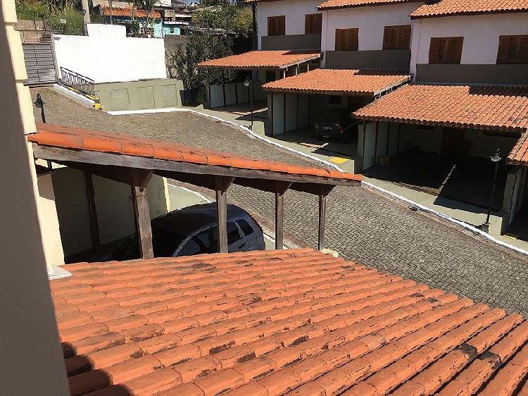 Casa de condomínio para venda possui 100 metros quadrados