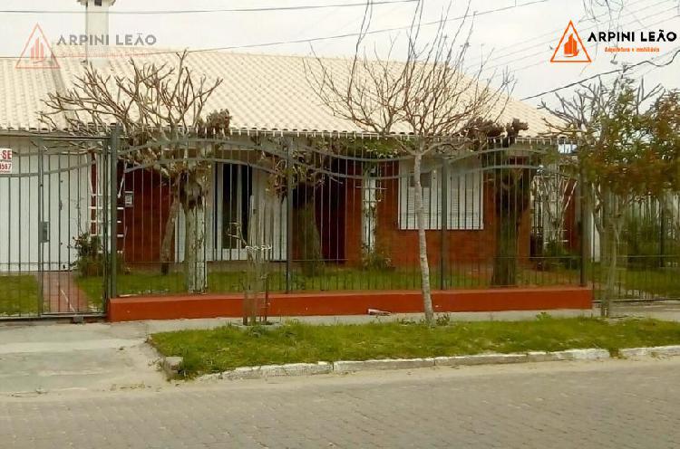 Casa à venda no Cassino - Rio Grande, RS. IM138640