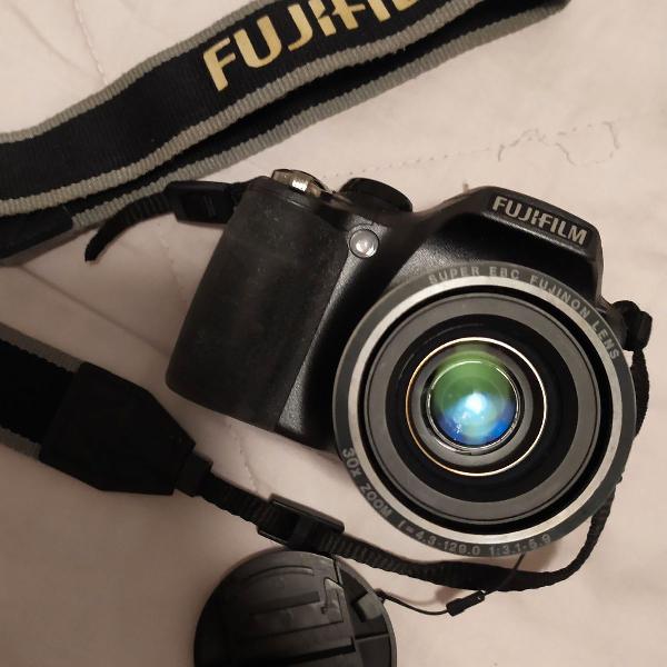 Câmera Fujifilm Finepix S300 14mp zoom 30x