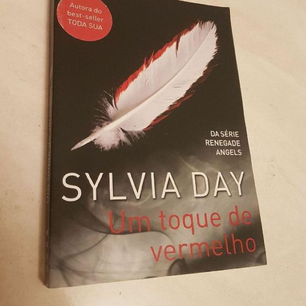 Livro Um Toque de Vermelho da Sylvia Day