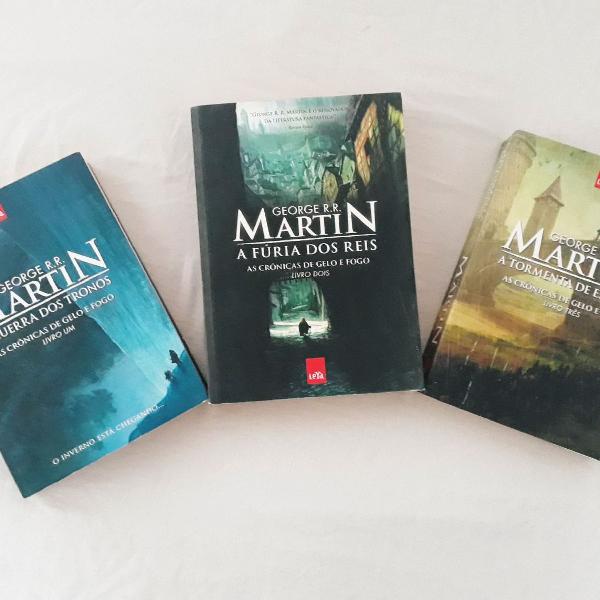 Livros Game of Thrones 1, 2 e 3 // Crônicas de Gelo e Fogo