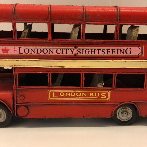 Mini Ônibus Londres Vintage vermelho em latão