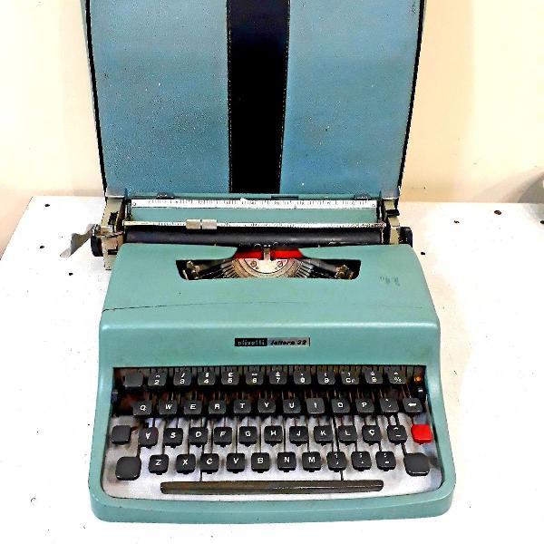 Máquina de Escrever Lettera 32