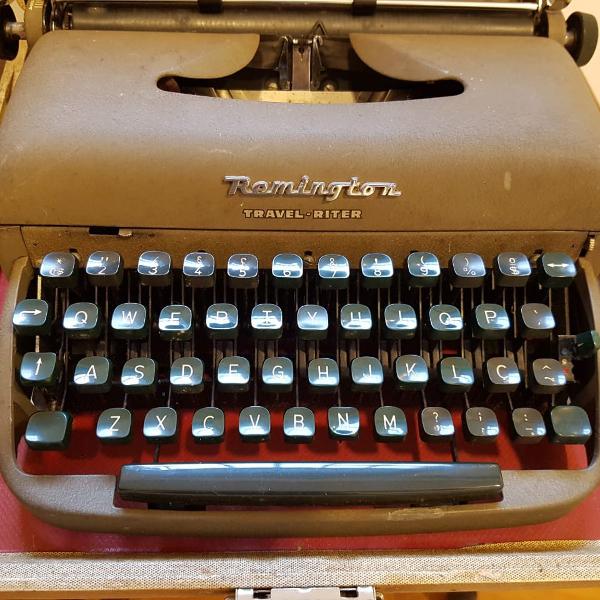 Máquina de escrever antiga - Remington