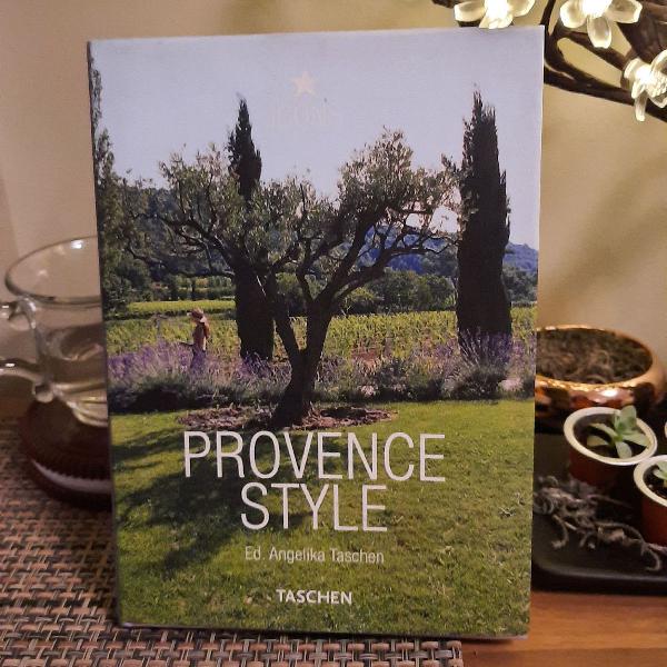 Provence Style - Angelika Taschen