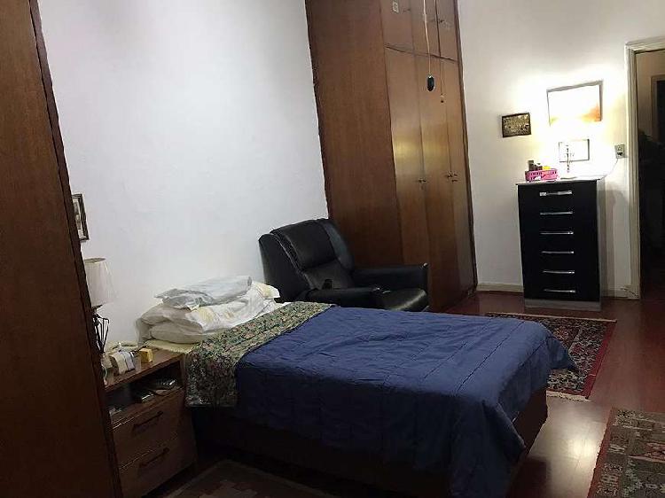 Sobrado para venda possui 150 metros quadrados com 3 quartos