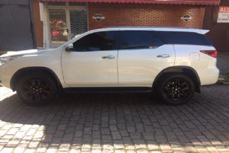 Toyota-SW4 SRX 2.8 TURBO 4X4 AT