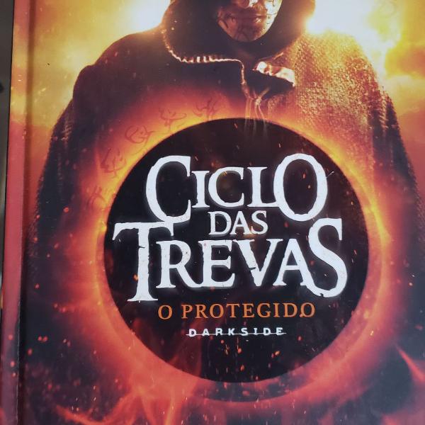 ciclo das trevas: O protegido