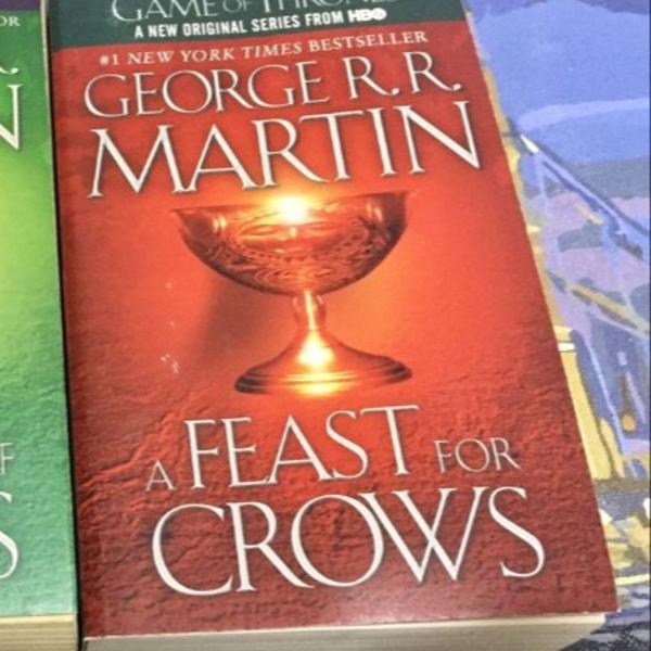 livro a feast for crows de george r.r. martin em ingles