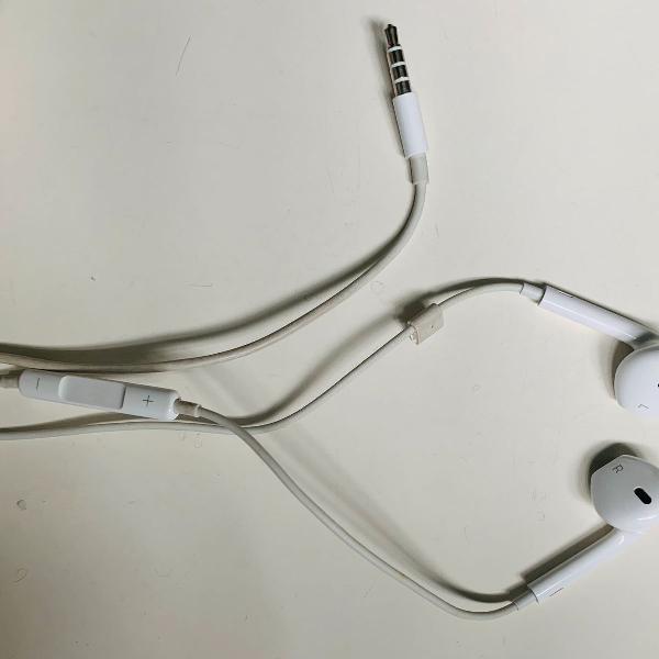 EarPods com conector de fones de ouvido de 3,5 mm Apple