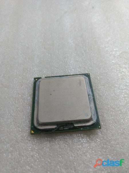Processador Intel Pentium D 820 2.8 GHz 2 MB 800