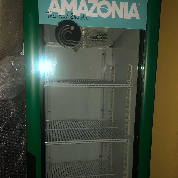 geladeira expositora de bebidas vertical 230l