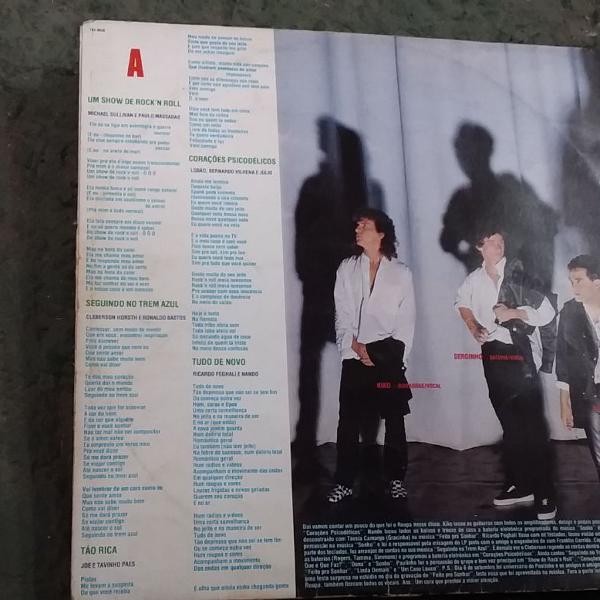 precisando de roupa nova? vinil 1985