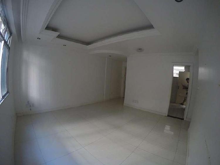 Apartamento para venda possui 84 metros quadrados com 2