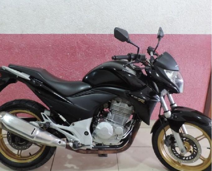 HONDA CB 300 2012