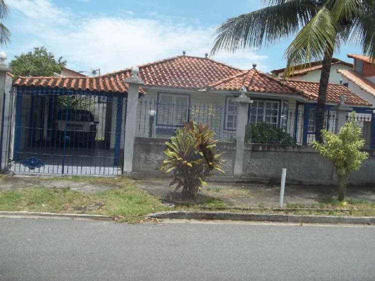 Imobiliária Agatê Imóveis vende Casa Linear de 110m²