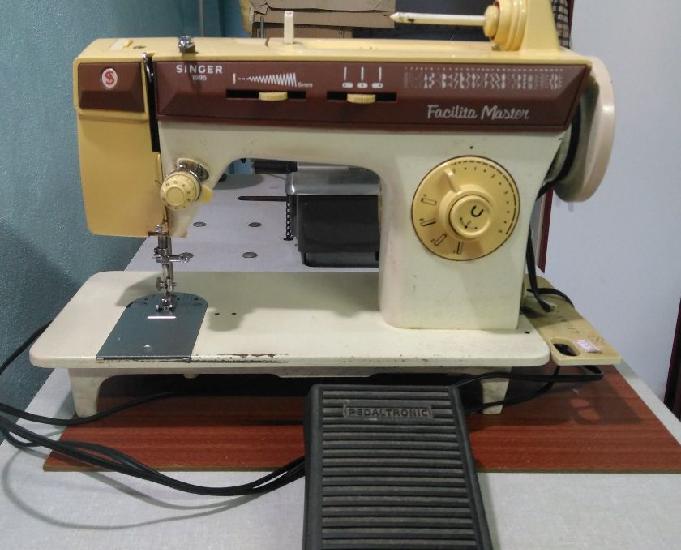 Máquina de Costura Singer Facilita Master (110 V)