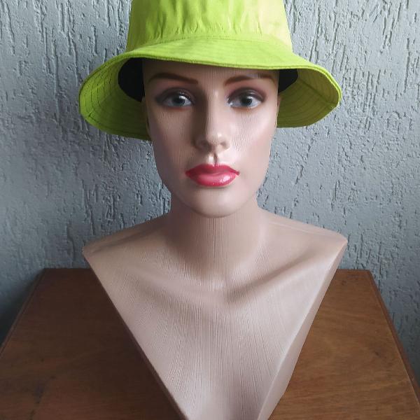 Neon Delight Chapéu Bucket Hat sem costuras na copa neon