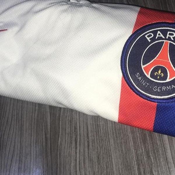 camisa psg 50 anos comemorativa