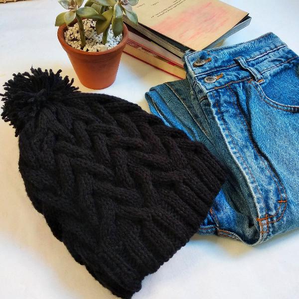 gorro de tricô preto