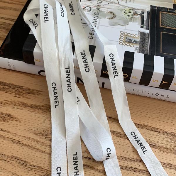 2 fitas da chanel originais em algodão francês novas